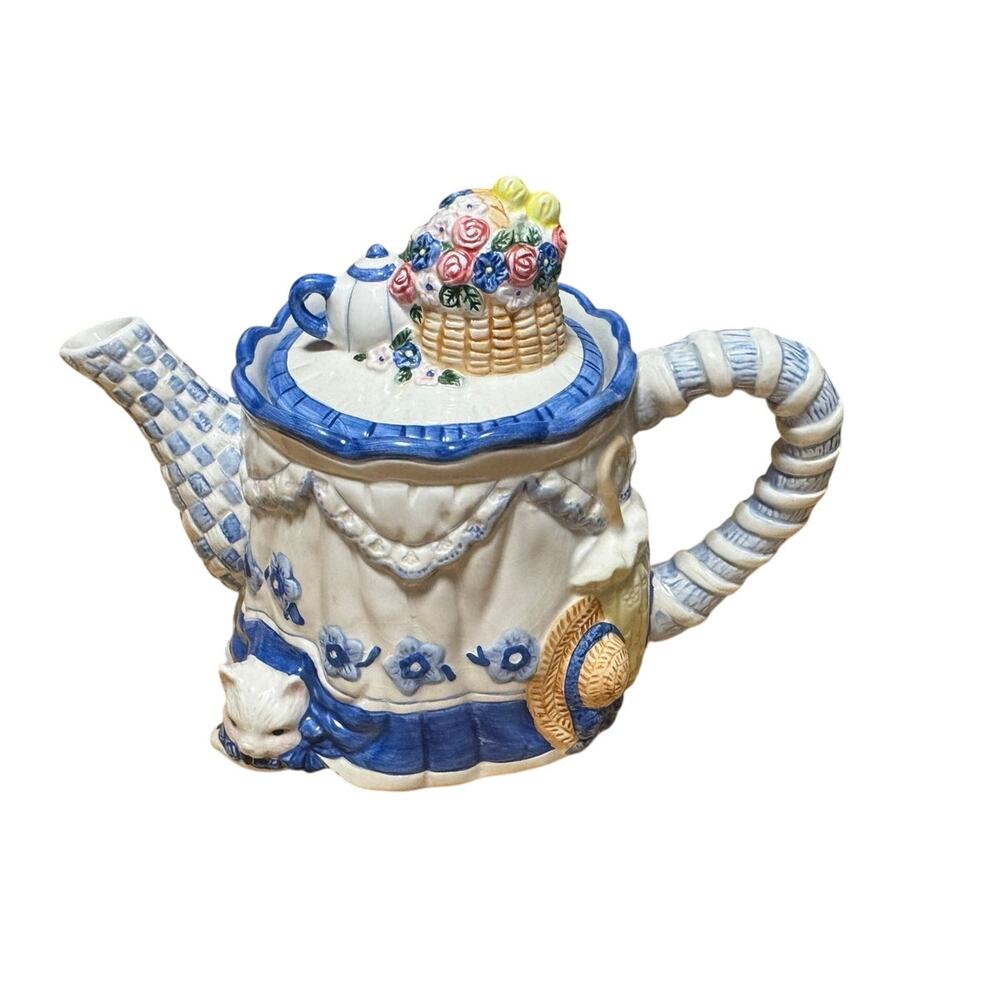 1997 Avon Blue Rose Collection Cat Teapot Flowers Basket Checkerboard Spout